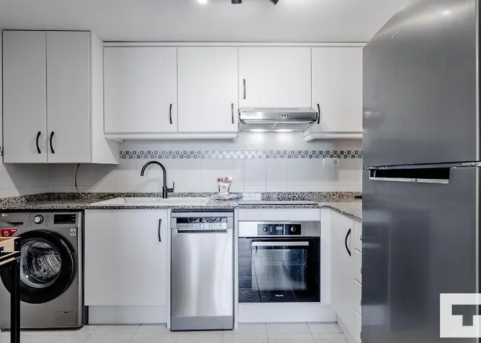 Apolo Xvi 29 - Grupo Turis Кальпе